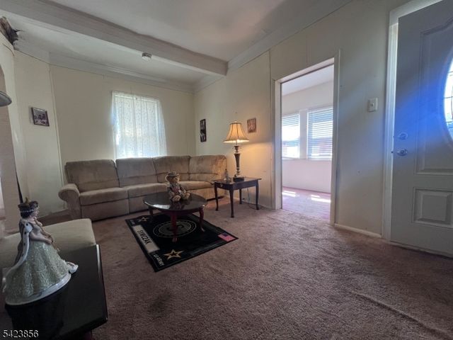 317 Dietz St, Roselle Boro, NJ 07203