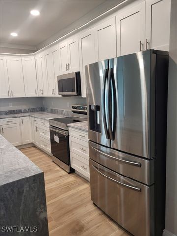 1912 NW 24th TER, Cape Coral, FL 33993