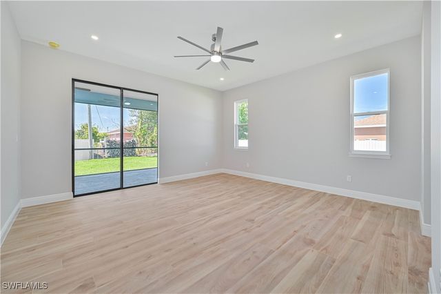 1912 NW 24th TER, Cape Coral, FL 33993