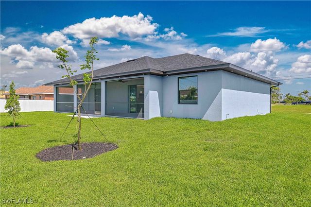 1912 NW 24th TER, Cape Coral, FL 33993