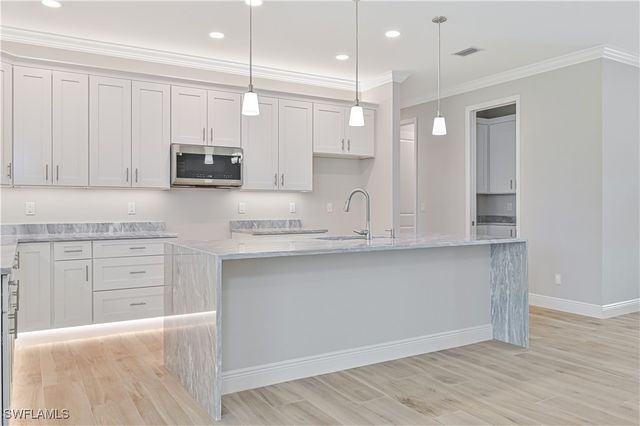 1912 NW 24th TER, Cape Coral, FL 33993