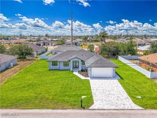 1912 NW 24th TER, Cape Coral, FL 33993