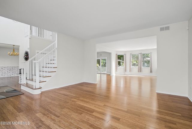 11 Camelot Drive, Monroe, NJ 08831