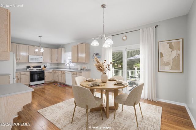 11 Camelot Drive, Monroe, NJ 08831