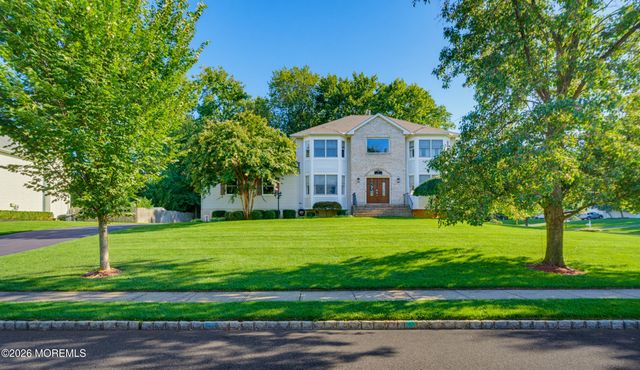 11 Camelot Drive, Monroe, NJ 08831