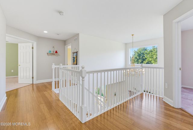 11 Camelot Drive, Monroe, NJ 08831