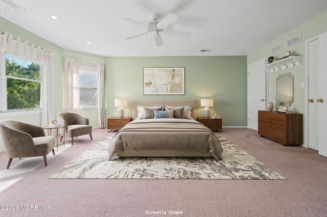 11 Camelot Drive, Monroe, NJ 08831