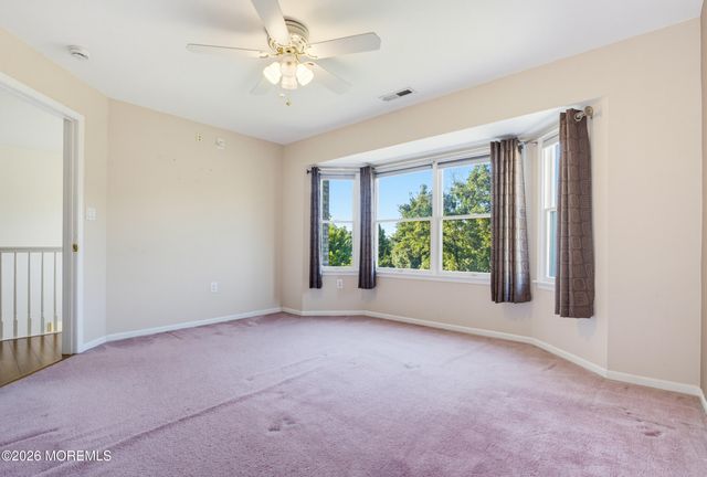 11 Camelot Drive, Monroe, NJ 08831