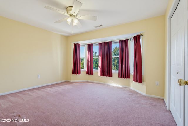 11 Camelot Drive, Monroe, NJ 08831