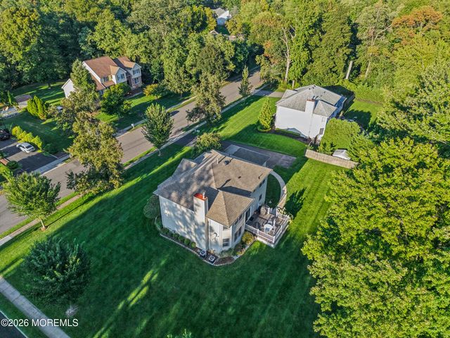 11 Camelot Drive, Monroe, NJ 08831