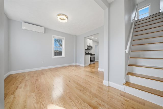 7 Pine St, Stoneham, MA 02180