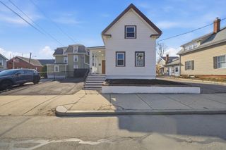 7 Pine St, Stoneham, MA 02180