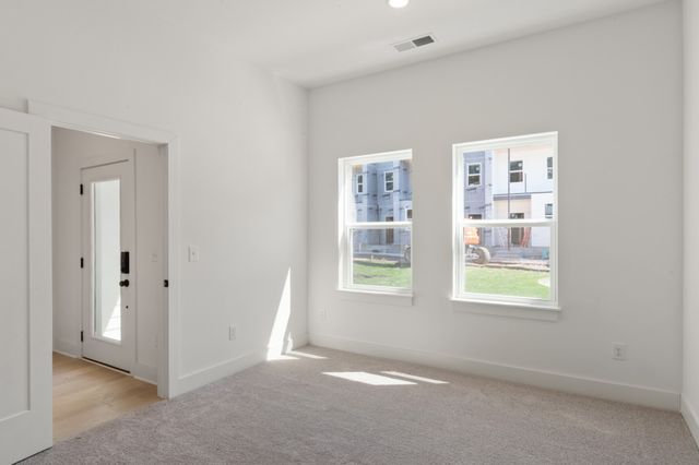 550 Markham St Unit 19, Nashville, TN 37214