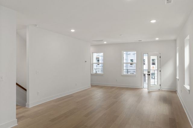 550 Markham St Unit 19, Nashville, TN 37214