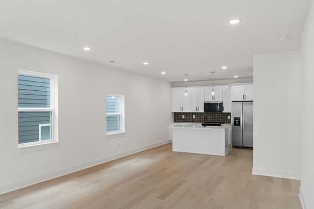 550 Markham St Unit 19, Nashville, TN 37214