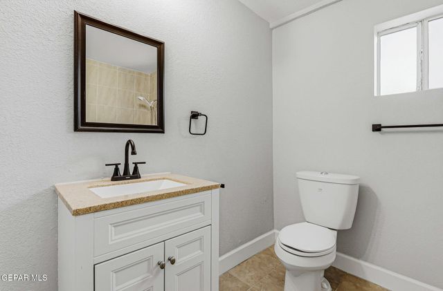 6716 ESTEBAN Lane, El Paso, TX 79905