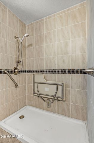 6716 ESTEBAN Lane, El Paso, TX 79905