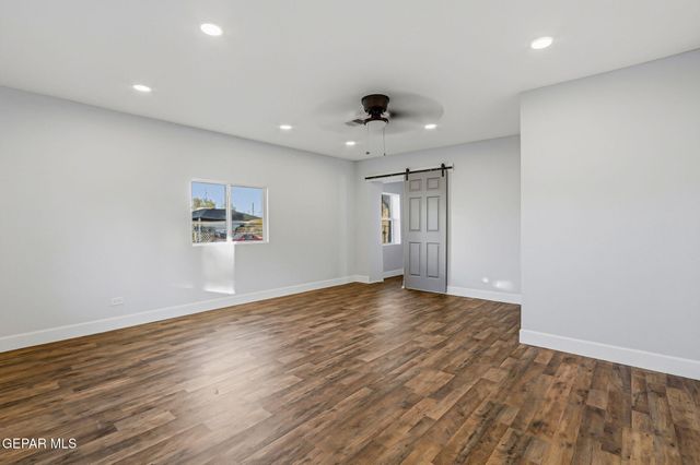 6716 ESTEBAN Lane, El Paso, TX 79905