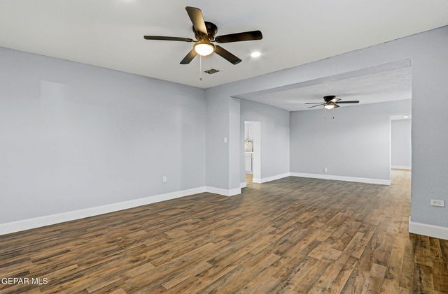 6716 ESTEBAN Lane, El Paso, TX 79905