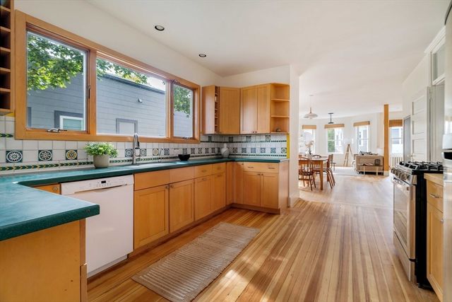 17 Marie Avenue 3, Cambridge, MA 02139