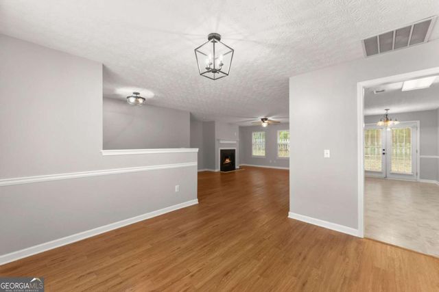 216 Cane Avenue SE, Social Circle, GA 30025