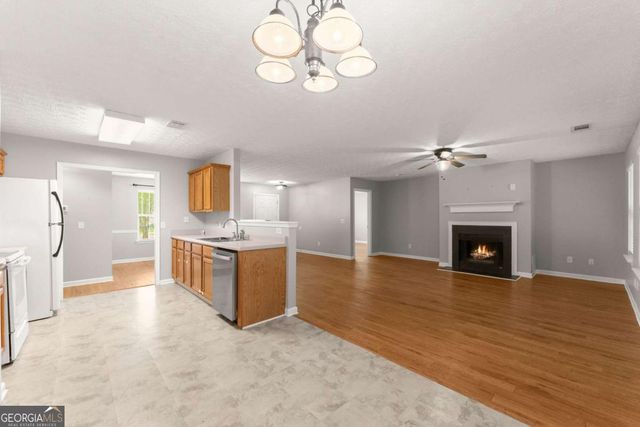 216 Cane Avenue SE, Social Circle, GA 30025