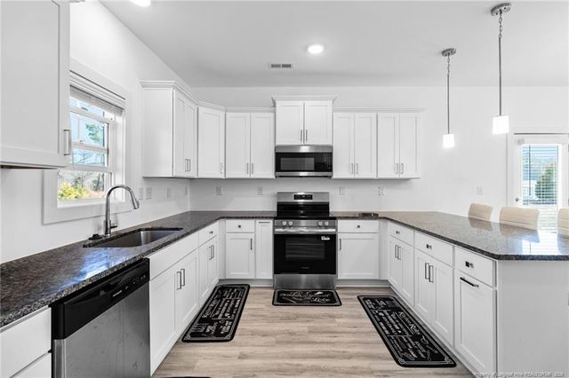 198 Peeler Circle, Raeford, NC 28376