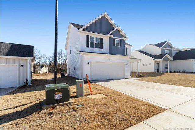 198 Peeler Circle, Raeford, NC 28376