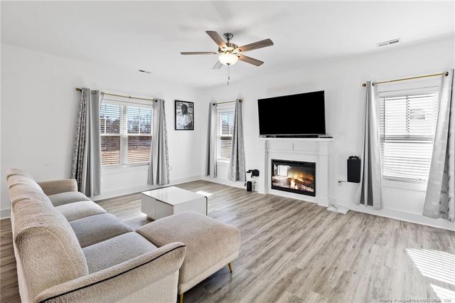 198 Peeler Circle, Raeford, NC 28376