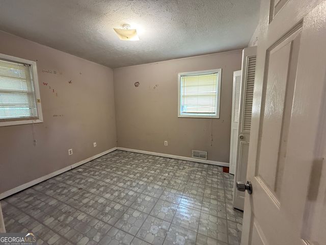 333 Windemere Way, Jonesboro, GA 30238
