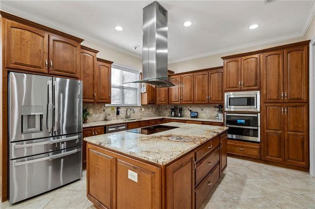 7864 Lake Boulevard, Daphne, AL 36527