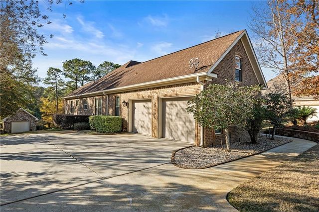 7864 Lake Boulevard, Daphne, AL 36527