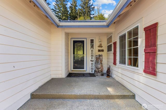 17943 Clear Lake Boulevard SE, Yelm, WA 98597