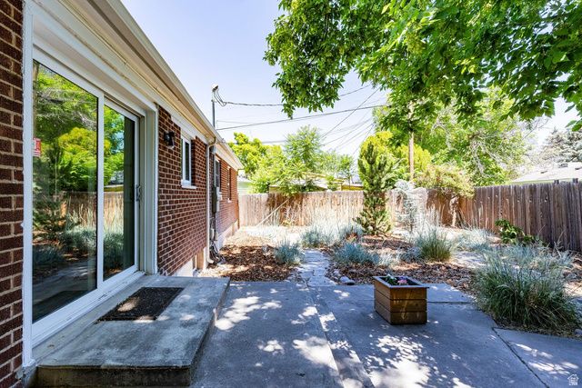 2173 S NOWELL CIR, Salt Lake City, UT 84115