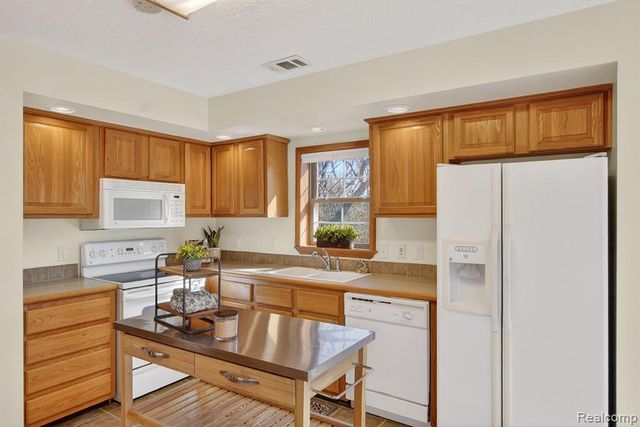 3453 Rhea Road, Ann Arbor, MI 48103