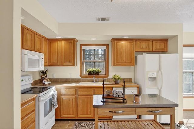 3453 Rhea Road, Ann Arbor, MI 48103