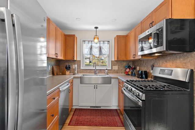 111 N GENEVA AVENUE, Sturgeon Bay, WI 54235