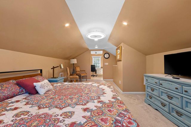 111 N GENEVA AVENUE, Sturgeon Bay, WI 54235