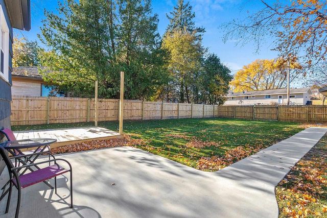 111 N GENEVA AVENUE, Sturgeon Bay, WI 54235