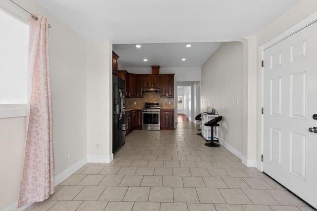 1539 International Boulevard, Oakland, CA 94606