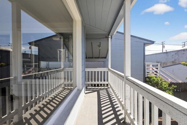1539 International Boulevard, Oakland, CA 94606