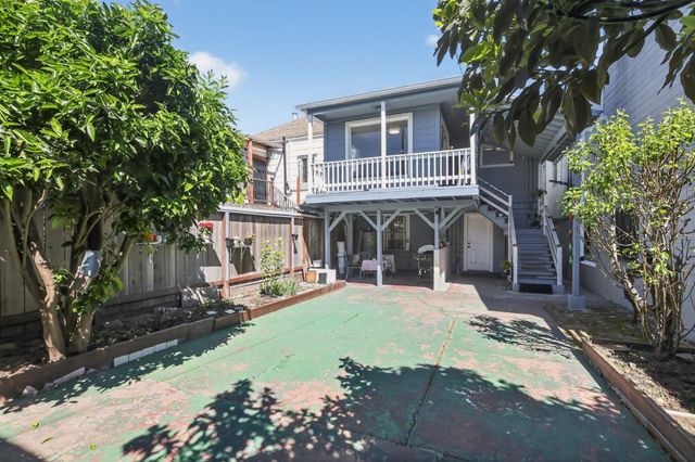 1539 International Boulevard, Oakland, CA 94606