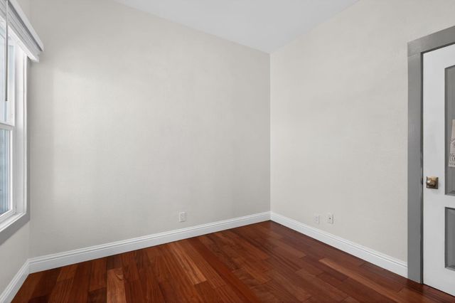 1539 International Boulevard, Oakland, CA 94606