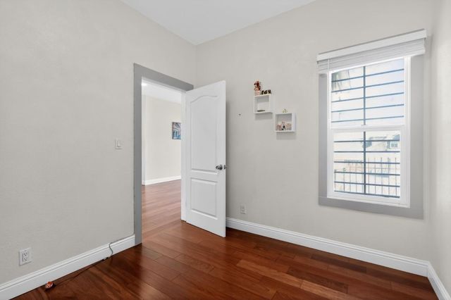 1539 International Boulevard, Oakland, CA 94606