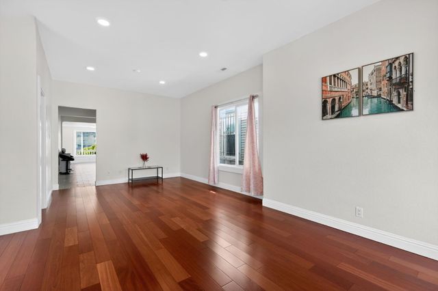 1539 International Boulevard, Oakland, CA 94606