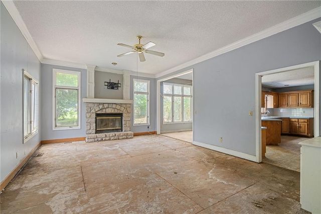 7104 E 134th Terrace, Grandview, MO 64030