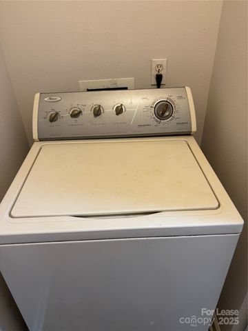 938 Plaza Walk Drive, Charlotte, NC 28215