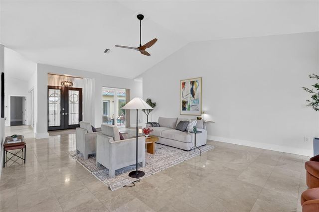 4237 PALACIO DRIVE, Sarasota, FL 34238