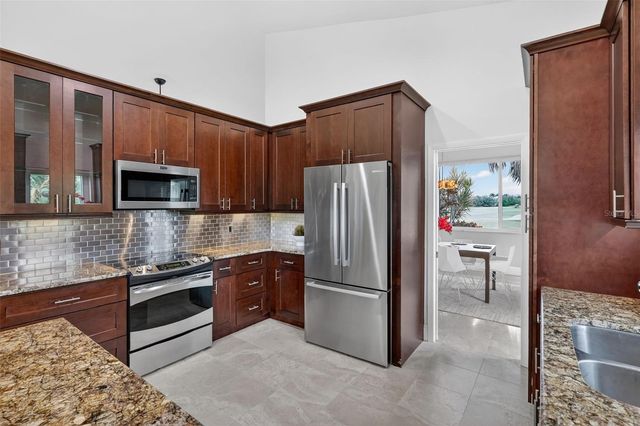 4237 PALACIO DRIVE, Sarasota, FL 34238