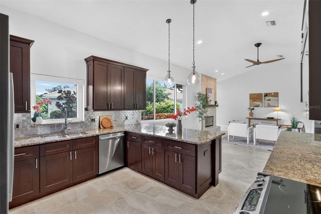 4237 PALACIO DRIVE, Sarasota, FL 34238